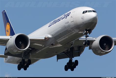 Boeing 777-FBT - Lufthansa Cargo | Aviation Photo #2509942 | Airliners.net