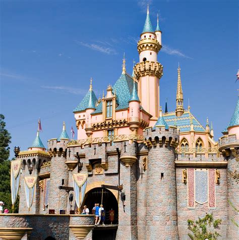 How Sleeping Beauty's Disneyland castle transforms for the holidays - Business Insider