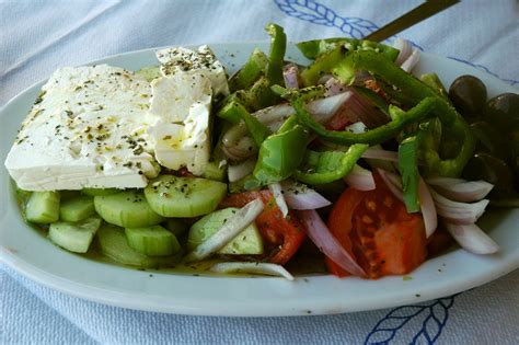 File:Greece Food Horiatiki.JPG