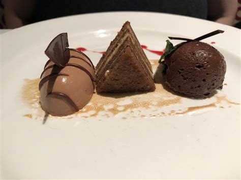 [I Ate] Chocolate Trio Dessert! Food Recipes | Trio of desserts ...