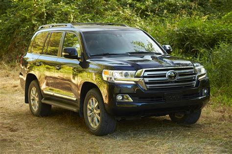 2020 Toyota Land Cruiser Pictures - 47 Photos | Edmunds