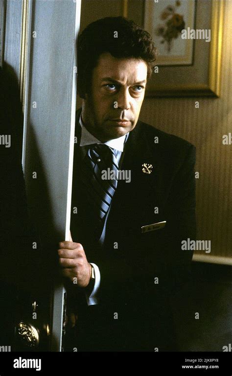 Tim curry, home alone 2 (1992) hi-res stock photography and images - Alamy