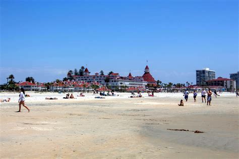 Coronado Beach | Places To See in San Diego