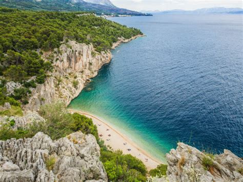 10 Best Beaches in Croatia - with Map & Photos - Hitched to Travel