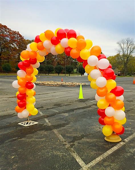 How To Do A Diy Balloon Arch