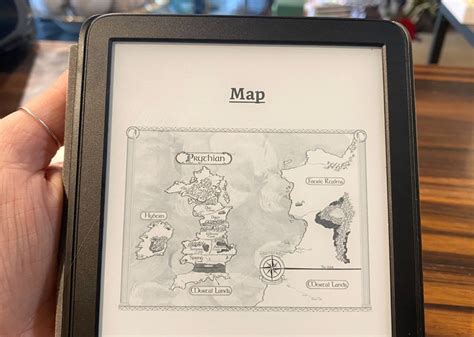 Reviewing Amazon's base Kindle: An excellent starter e-reader to ...