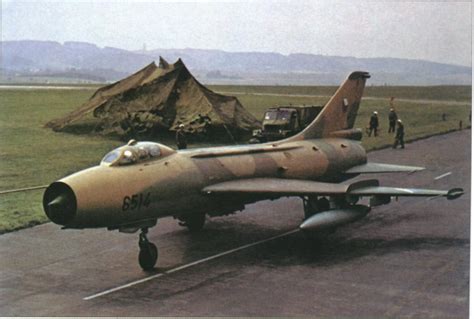 SU-7 Fitter | Fighter jets, Military photos, Jet aircraft