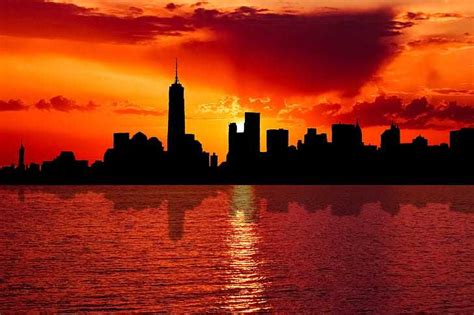 Sunset in New York City - Top 10 Spots to View The NYC Sunset