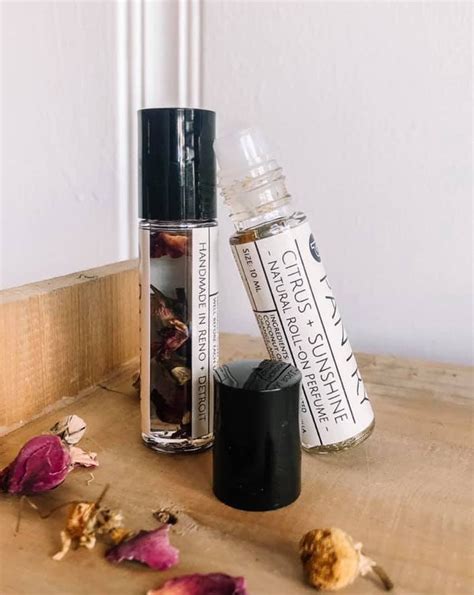 Natural Roll-on Perfume - Essential Oil Roll-on Scents