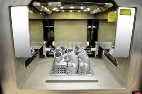 Daimler starts 3D printing metal replacement parts for older Mercedes-Benz trucks