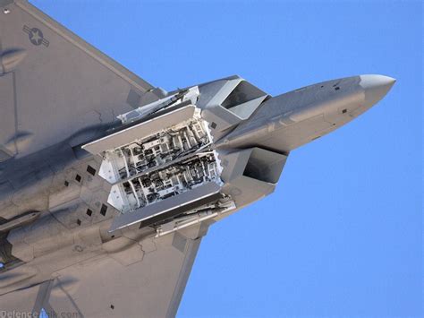 F-22 Weapons Bay.[1040x780] : r/WarplanePorn