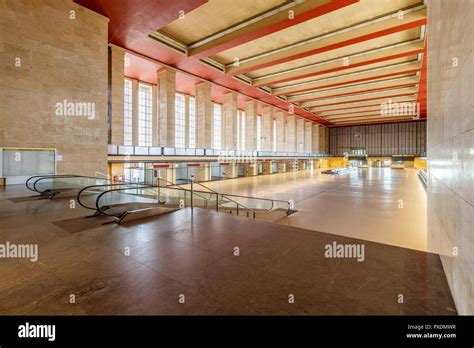 Abandoned Tempelhof Airport , Berlin, Germany Stock Photo - Alamy