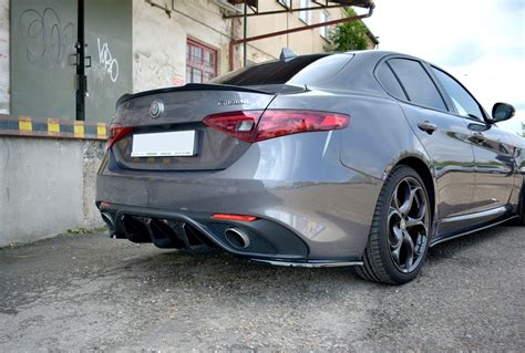 Alfa Romeo - Giulia Veloce - Rear Valance – Maxton Design Canada