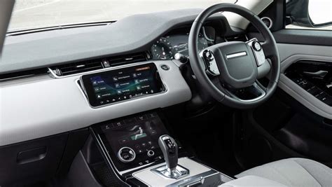 Range Rover Evoque PHEV interior, dashboard & comfort | DrivingElectric