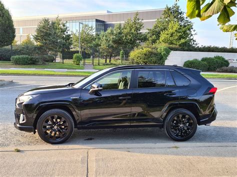 Toyota RAV4 Black Edition gets Sporty. | NewsGroup