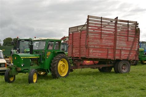 Deere 2030: Specs, Engine, Transmission, Dimensions