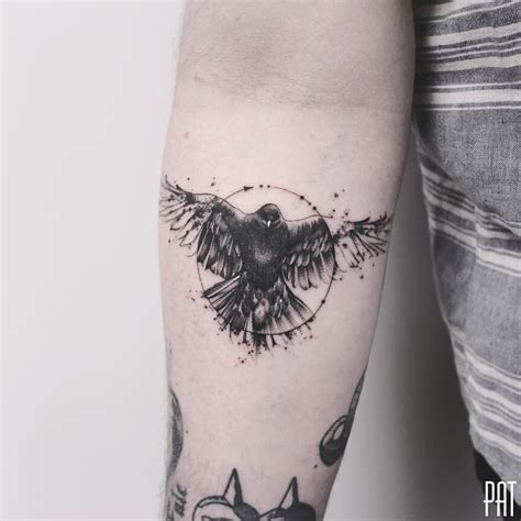 Details 80+ small raven tattoo ideas super hot - in.cdgdbentre