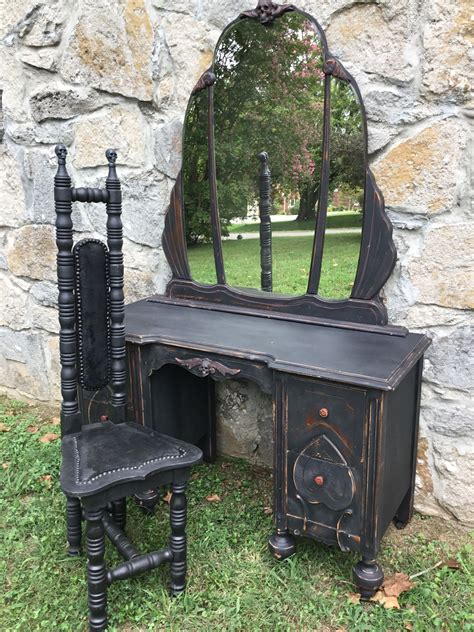 Gothic Black Victorian Skull Vanity