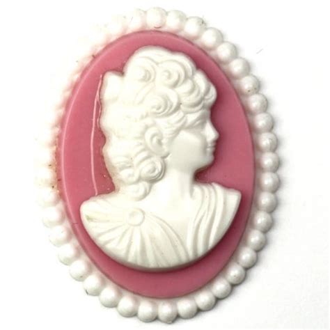 Vintage Plastic Cameo Pink and White 35x27mm 2 by mksupplies