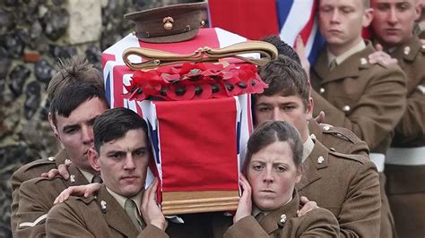 WWI British military uniforms