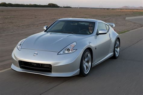 2011 Nissan NISMO 370Z Review - Top Speed