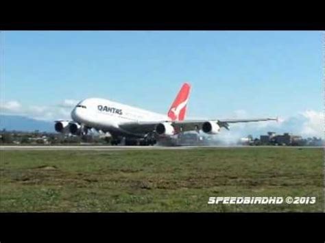 Normal Airbus A380 Landing vs. Crosswind Airbus A380 Landing | Airbus a380, Historical events ...