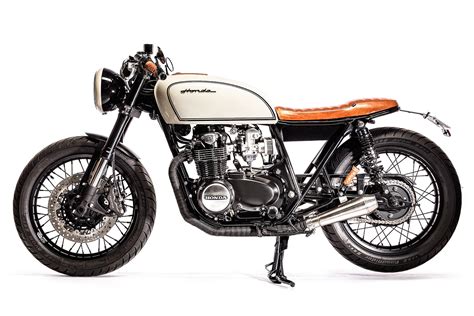 THE COMPLETE PACKAGE. Ellaspede’s Immaculate Honda CB550 Cafe Racer ...