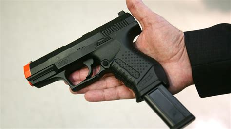 Amazon, others to stop selling realistic toy guns in New York