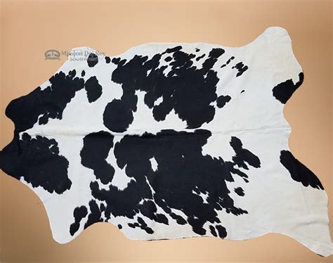 Western Cowhide Rug / Wall Hanging -Black & White (h97) - Mission Del Rey Southwest