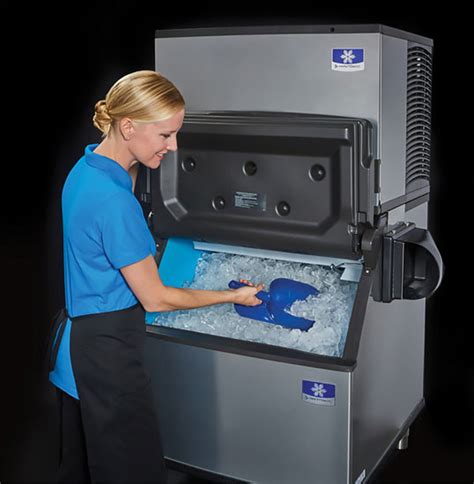 Cleaning, Sanitizing Ice Machines Ensures Long Equipment Life | 2018-07-09 | ACHR News