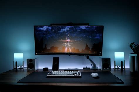 A Guide to a Minimal Gaming Setup - Minimal Desk Setups