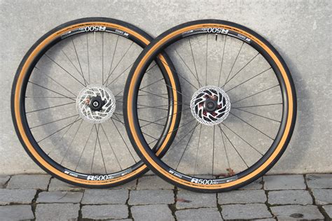 DT Swiss Gravel wheels with Son front hub.