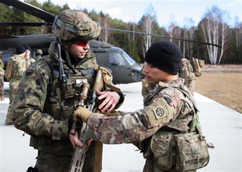 DVIDS - Images - 82nd Airborne Division Paratroopers train with Polish ...