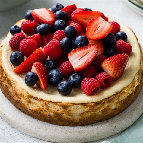 Baked vanilla cheesecake | Healthy Recipe | WW UK