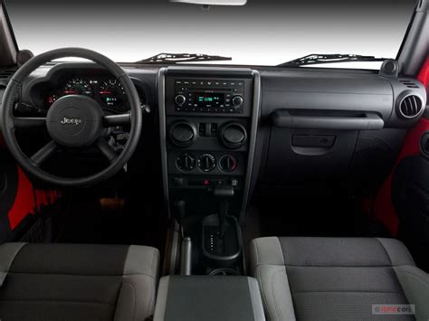 2008 Jeep Wrangler: 11 Interior Photos | U.S. News