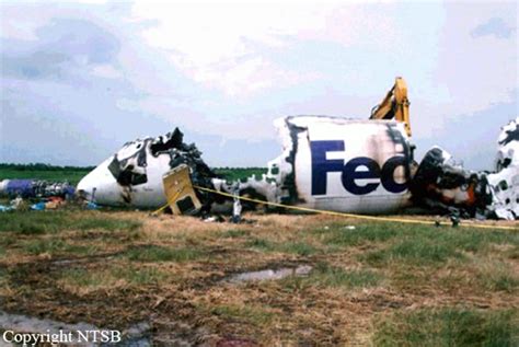 Crash of a Boeing 727-232AF in Tallahassee | Bureau of Aircraft Accidents Archives