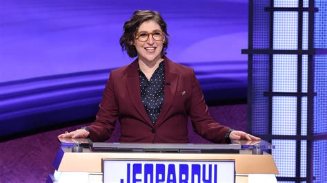 Mayim Bialik to guest-host 'Jeopardy!' following Mike Richards stepping down - ABC7 New York