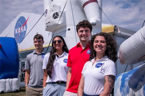 Share Your Excitement: Announce Your NASA Internship With This Social Media Toolkit ...