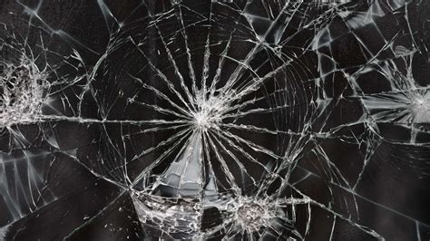 Cracked Screen Wallpaper HD Free Download