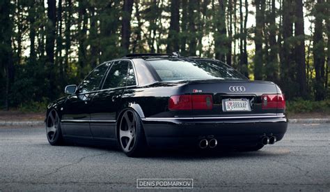 Audi S8 D2 : Audi