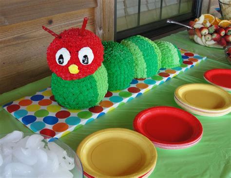 Inch Worm Cake | Worm cake, Eat cake, Edible art