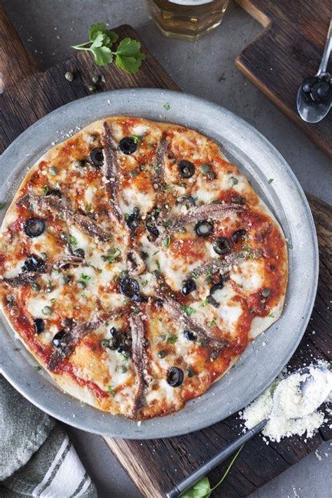 Anchovies Pizza Recipe & Tips on Most Compatible Toppings | Anchovy ...