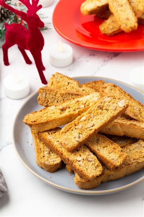 Almond Biscotti Recipe - How to make Almond Biscotti