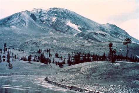 Mount St. Helens Eruption: Facts & Information | St helens, Washington state travel, Mount st helens