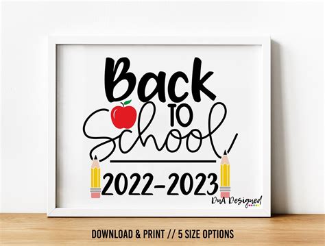 Photo Props Diy, Diy Photo, First Day Of School Pictures, Large Photo Prints, Dna Design ...