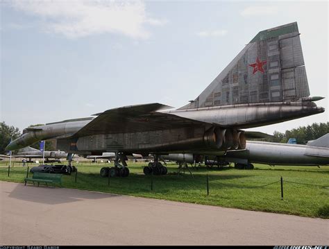 Sukhoi T-4 Sotka - Russia - Air Force | Aviation Photo #2064039 ...