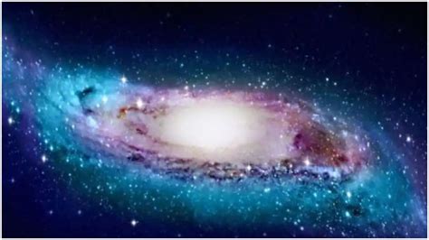 First 3D map of Milky Way reveals warped, twisted galaxy