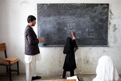 Afghanistan-Girls' Education - Richard Wainwright Photography