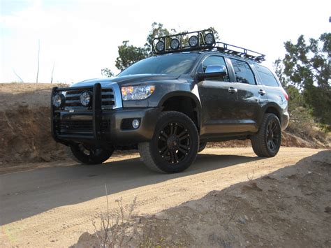 Toyota Sequoia Lifted - reviews, prices, ratings with various photos