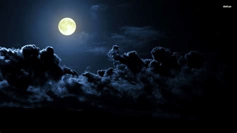 Cloudy Sky Wallpaper | Full Moon Night Sky